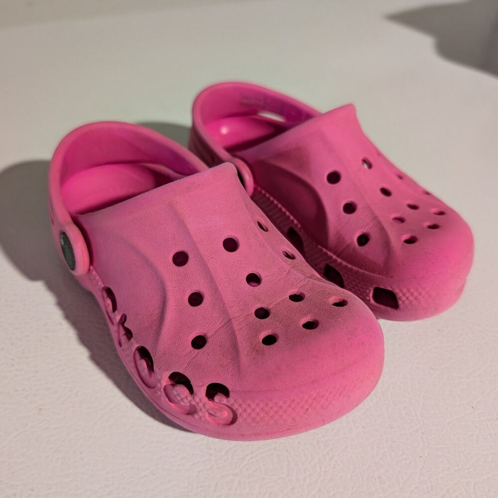 Crocs Classic Clogs Girls Pink Toddler Size C10 Slip On Shoes